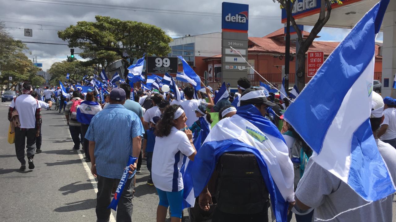 La marcha en San José partió desde el parque de La Sabana hasta la Plaza de la Democracia. LA PRENSA/ GERALL CHÁVEZ/ CORTESÍA