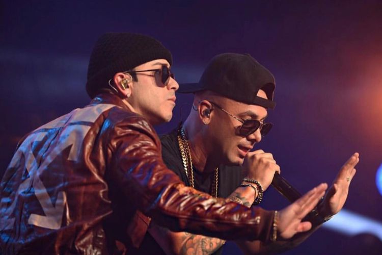 Wisin, Yandel y Romeo Santos, lanzan vídeo musical de su canción Aullando