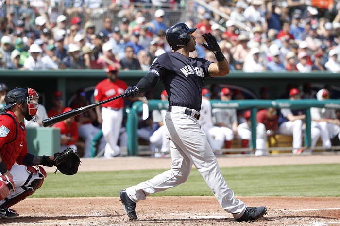 Aaron Hicks es un jardinero de futuro para los Yanquis de Nueva York, que le han dado una extensión de contrato por diez temporadas. LA PRENSA/Joe Robbins/Getty Images/AFP