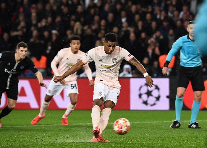 Manchester United hunde al París SG con una remontada agónica