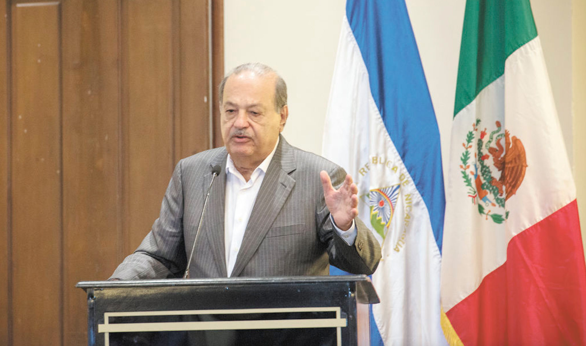 El magnate mexicano Carlos Slim durante una visita que hizo a Nicaragua. LA PRENSA/ ARCHIVO