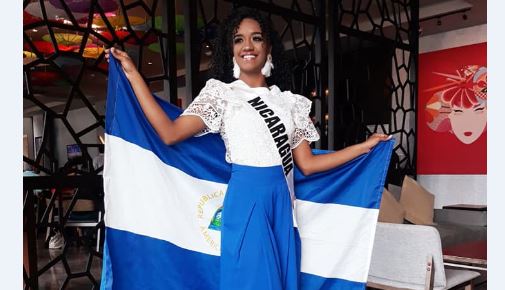 «Con los colores de mi bella bandera y representándolos con amor y con el corazón»