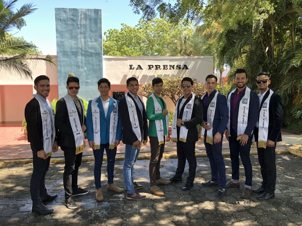 Candidatos a Mister Universe International 2019 visitan LA PRENSA