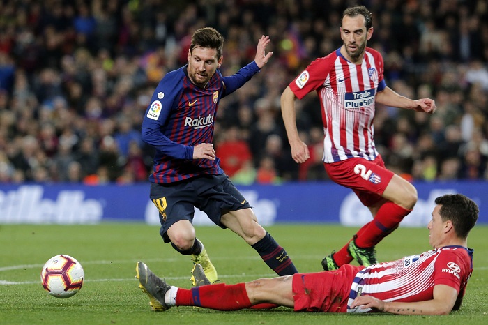 Suárez y Messi ganan al Atlético y dan la liga al Barcelona