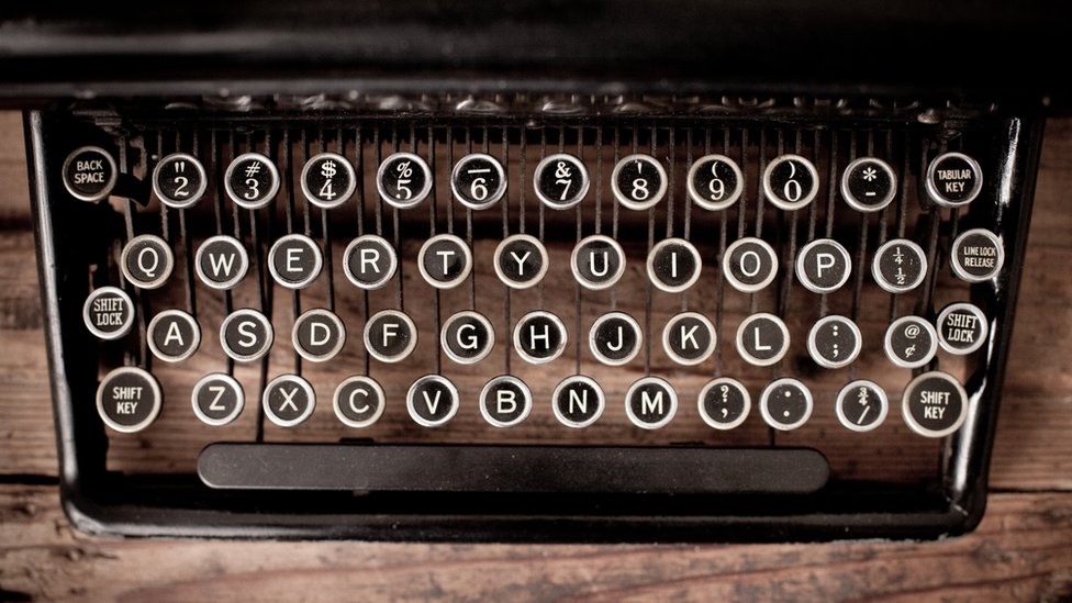 Cómo el «teclado qwerty» llegó a convertirse en el más popular de todos a pesar de no ser el más eficiente