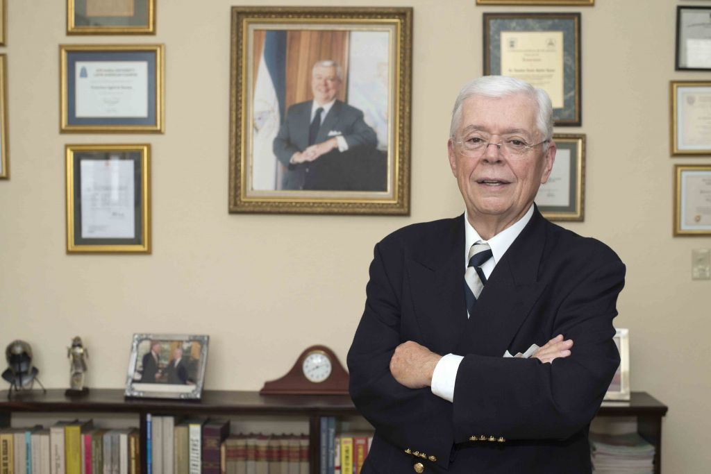 Francisco Aguirre Sacasa, excanciller de Nicaragua, advierte al dictador, Daniel Ortega, negociar de buena fe
