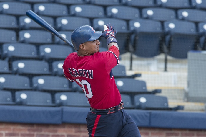 Ronald Garth bateó de 3-2 y produjo tres carreras en la victoria de los Dantos sobre Estelí, este sábado en el Estadio Nacional Dennis Martínez. LA PRENSA/URIEL MOLINA