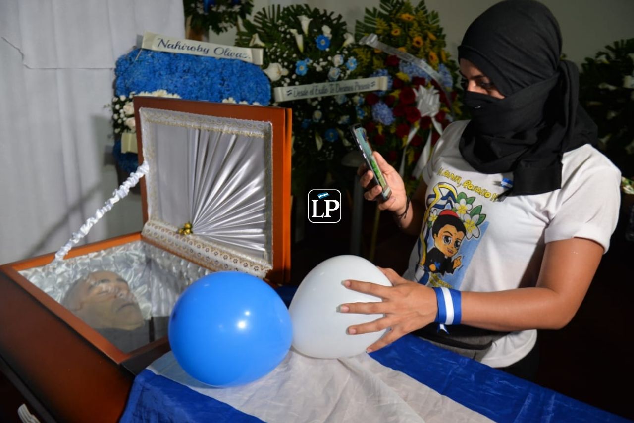 Familiares y amigos velan el cuerpo de Eddy Montes en Matagalpa