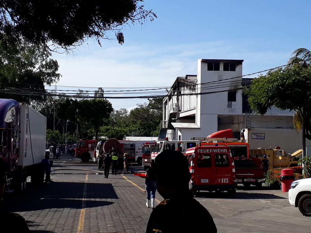 Arden instalaciones del matadero San Martín