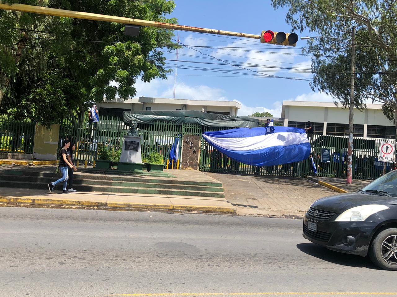 Realizan piquete exprés en la UCA por liberación de presos políticos