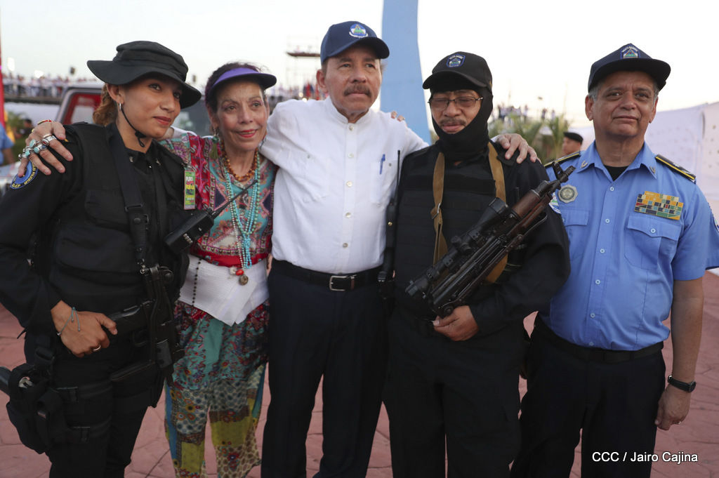 Daniel Ortega y Rosario Murillo