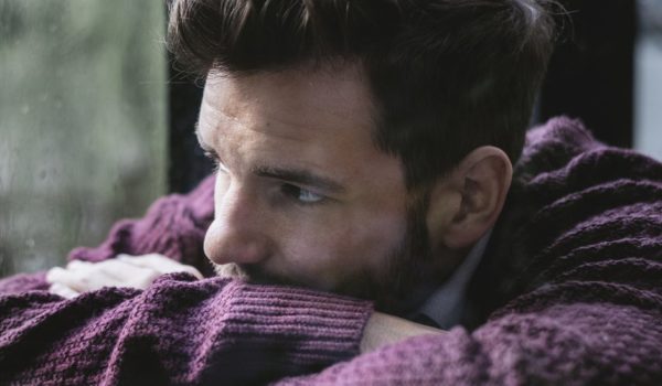 Millennials, la generación solitaria: por qué el 22% dice que no tiene amigos