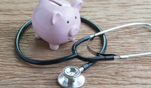 Por qué Zolgensma, el medicamento más caro del mundo, está en el centro de la polémica (además de por su precio de US$2,1 millones)