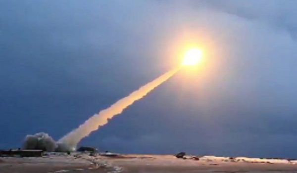 Rusia: qué se sabe de la misteriosa arma nuclear probada por Moscú que dejó 7 muertos y un aumento temporal de radiación en el Ártico