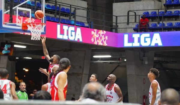 Liga Superior de Baloncesto: Real Estelí luce a otro nivel en el estreno de Bartel López y Christopher Blake