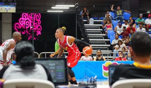 Liga Superior de Baloncesto: Real Estelí recompone para remontar a Brumas y mantener el invicto