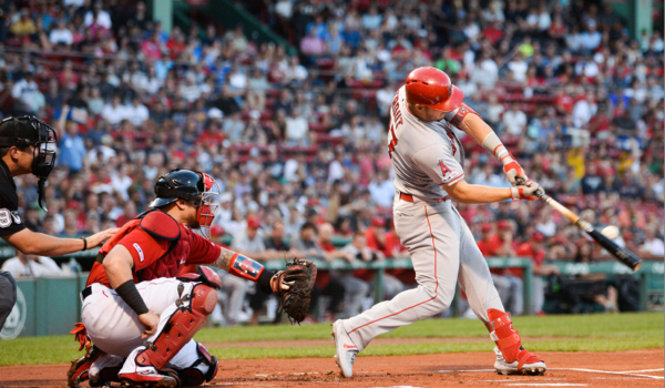 Mike Trout y Cody Belllinger llegaron a 40 cuadrangulares