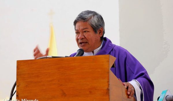 padre Mario Guevara