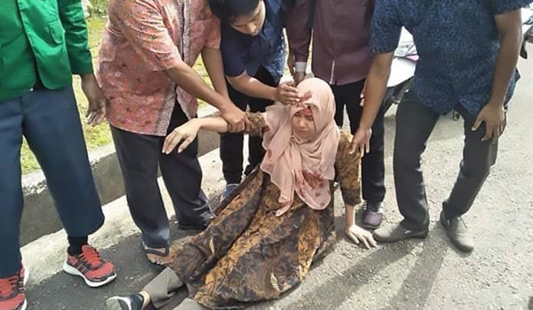 Al menos 20 muertos en un terremoto en el este de Indonesia
