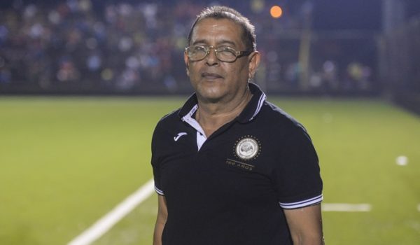 Mauricio Cruz logró ocho títulos con el Diriangén como técnico y ocho como jugador. LA PRENSA/ARCHIVO/WILMER LÓPEZ