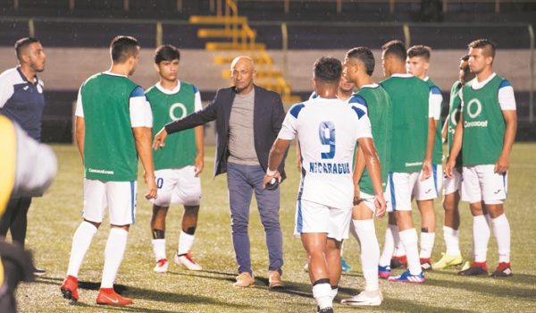 Los mayores logros y fracasos de Henry Duarte como entrenador de la selección de Nicaragua