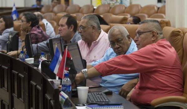 UAF, diputados, abogados, notarios públicos, represión. Nicaragua