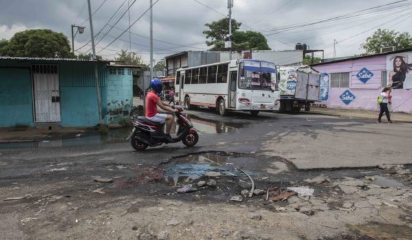 Alcaldía se olvida de varias calles y vías deterioradas de Managua
