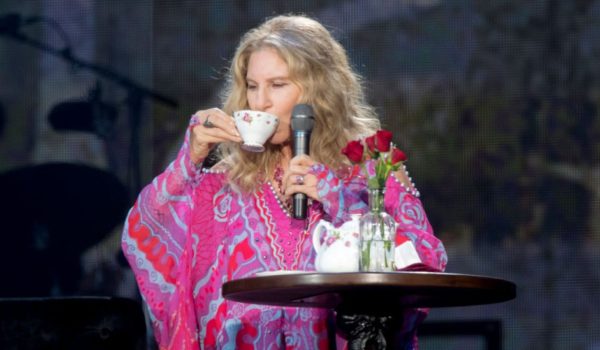 El «efecto Barbra Streissand», la razón por la que cuanto más se quiere censurar una cosa más famosa se hace