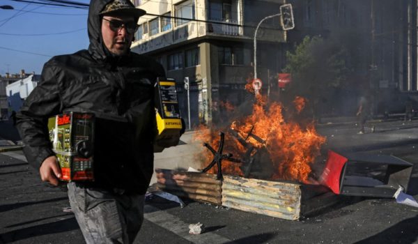 Alta Comisionada de la ONU pide a chilenos que protesten «de forma pacífica»