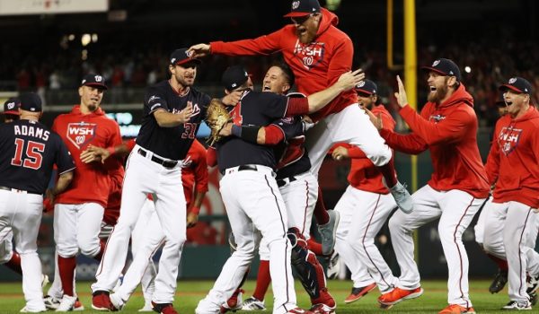 Los Nacionales de Washington avanzaron a la Serie Mundial al barrer a los Cardenales de San Luis. LA PRENSA/Patrick Smith/Getty Images/AFP
