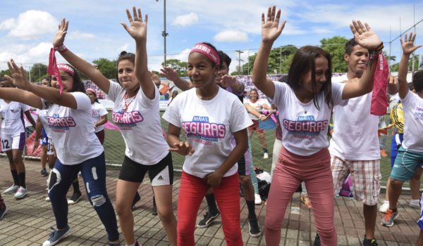 Celebran Día Internacional de la Niña
