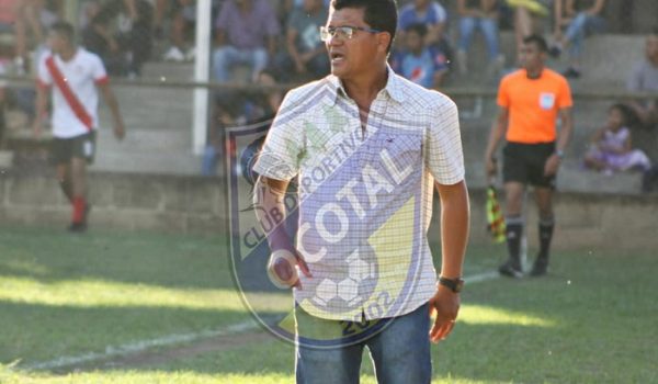 Mario Alfaro rescinde contrato como entrenador del CD Ocotal