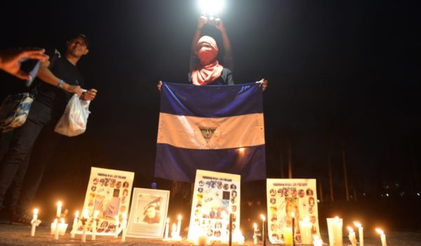 Vigilia por los reos políticos