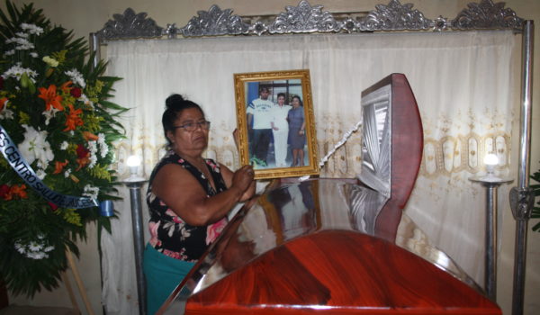Familiares de reo que apareció ahorcado en una cárcel de Jinotepe no creen en versión policial
