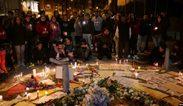 Colombia: Muere joven manifestante, Duque invita al diálogo