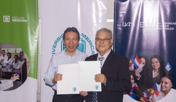 UAM firma convenio con Instituto de Medicina Legal