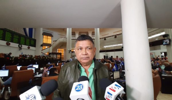 Legisladores orteguistas, familia Reyes Alonso, represión, Nicaragua, tortura, Policía