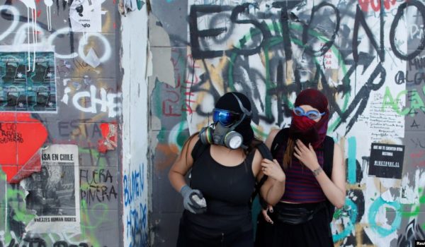 Chile: Con protestas, cabildos y asambleas los chilenos quieren cambiar el rumbo del país