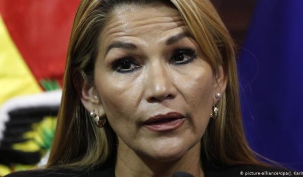 Jeanine Áñez cancela viaje en Bolivia por temor a atentado