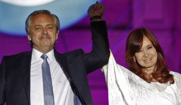 Alberto Fernández: el regreso del polémico «dólar turista» y otras medidas económicas con las que el nuevo presidente de Argentina quiere paliar la crisis