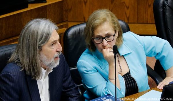 Chile, Constitución