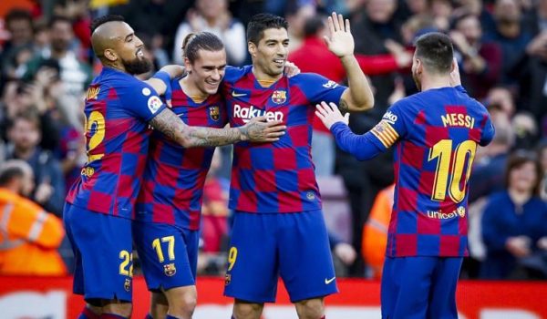 Barcelona resuelve al Alavés al ritmo de Messi y Suárez