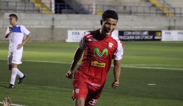El futbolista juvenil de más proyección sueña convertirse en biólogo marino