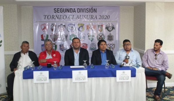 Fenifut anuncia cambios que buscan “profesionalizar” la Segunda División a corto plazo