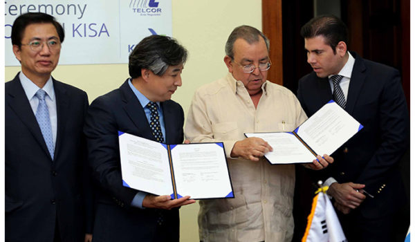 Orlando Castillo, Gabinete de Telecomunicaciones, Nicaragua, Corea del Sur