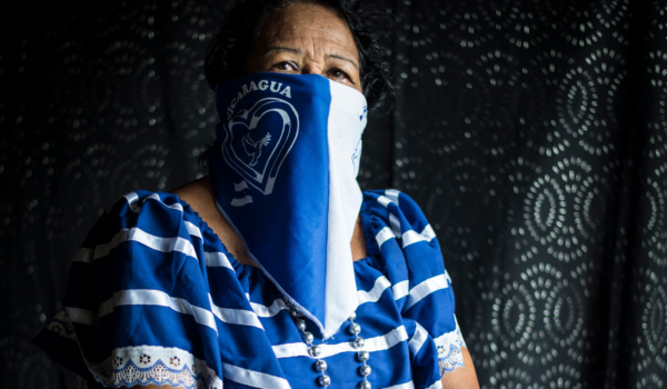 doña flor huipil