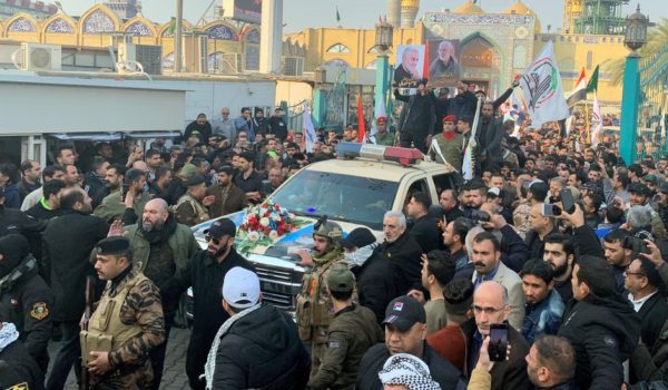 Qasem Soleimani: miles de iraquíes cantan «muerte a Estados Unidos» en el cortejo fúnebre del general iraní