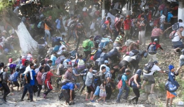 migrantes, México, caravana