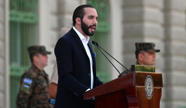 Bukele y la violencia en El Salvador: cuánto ha influido en la reducción de homicidios el plan de seguridad por el que el mandatario militarizó el Congreso