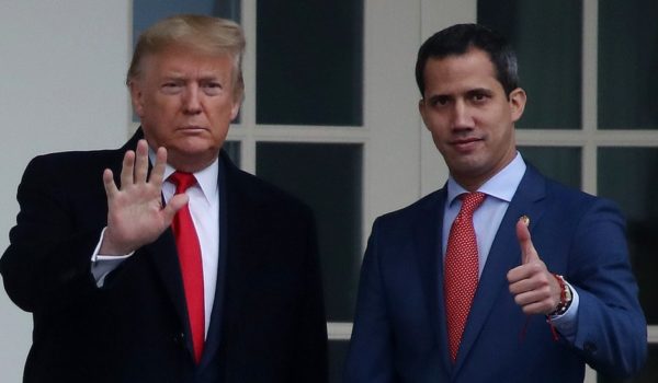 Venezuela: ¿tiene el gobierno de Donald Trump una nueva estrategia para el país sudamericano o es «teatro»?